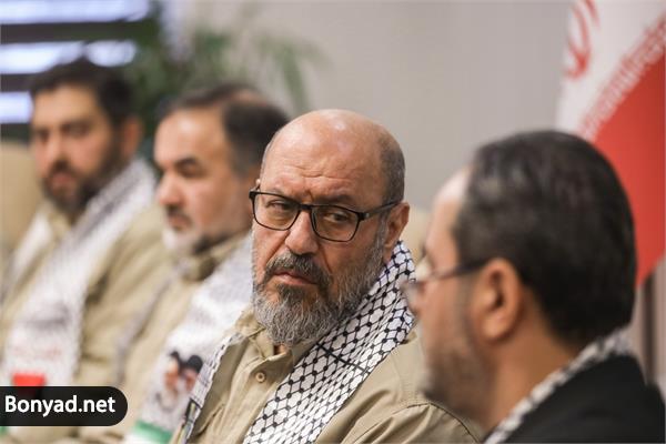 دیدار فرماندهان بسیج کارخانجات بنیاد مستضعفان با حسین دهقان 9