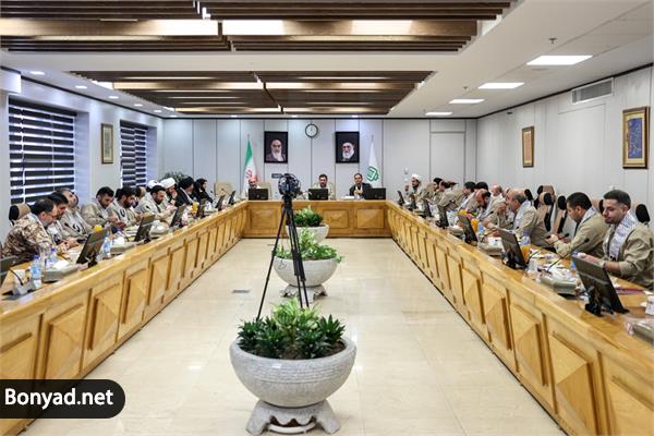 دیدار فرماندهان بسیج کارخانجات بنیاد مستضعفان با حسین دهقان 1